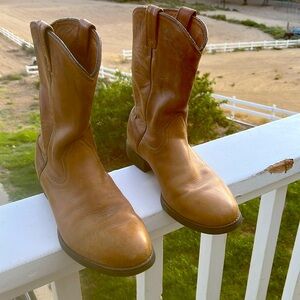 Ariat boots , with rubber soles